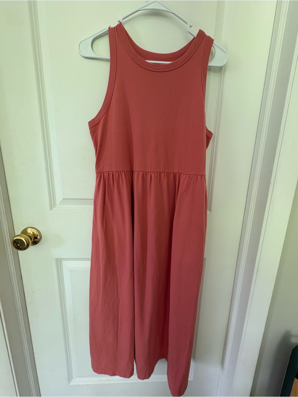 Women’s Sleeveless Midi Dress in Coral